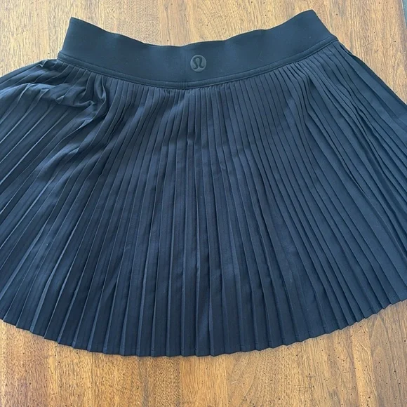 Lululemon Repleat Tennis Skirt Pleated Skirt Size 4 - Perfect Condition - Picture 2 of 5